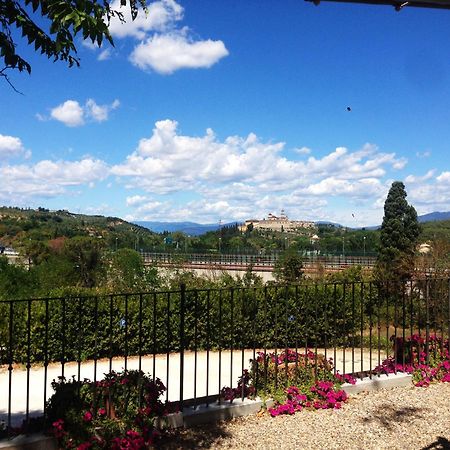 Il Poggiolo Delle Rose Bed&Breakfast Tavarnuzze Kültér fotó